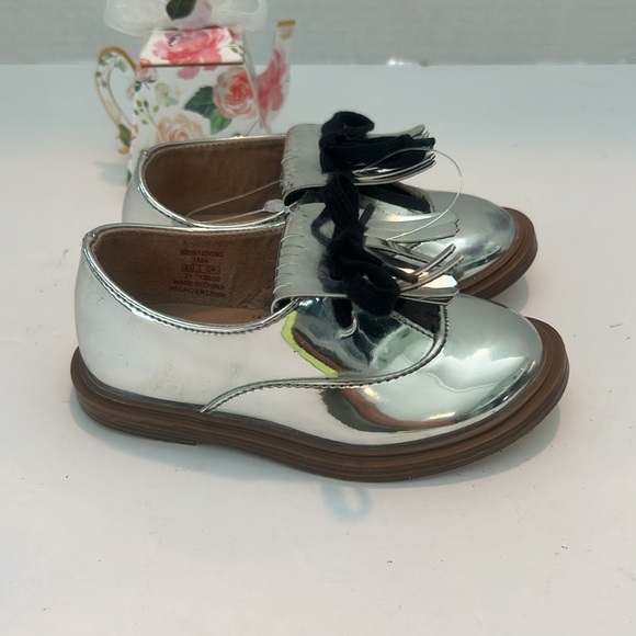 Zara - Picture 2 of 8